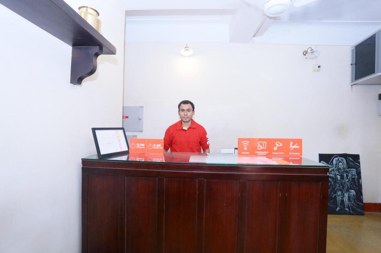 Hotel Oyo 8268 Gokul Ottupura Kochi Zewnętrze zdjęcie