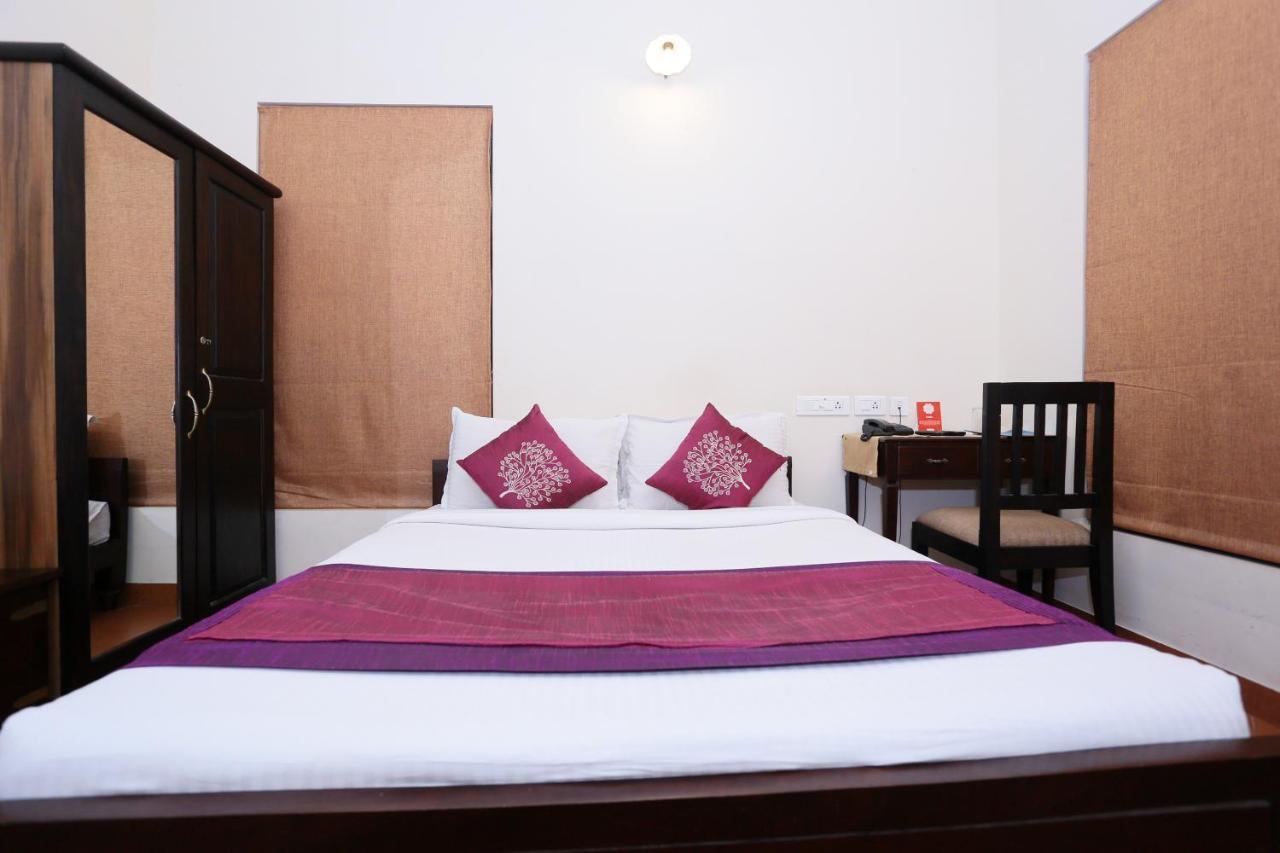 Hotel Oyo 8268 Gokul Ottupura Kochi Zewnętrze zdjęcie