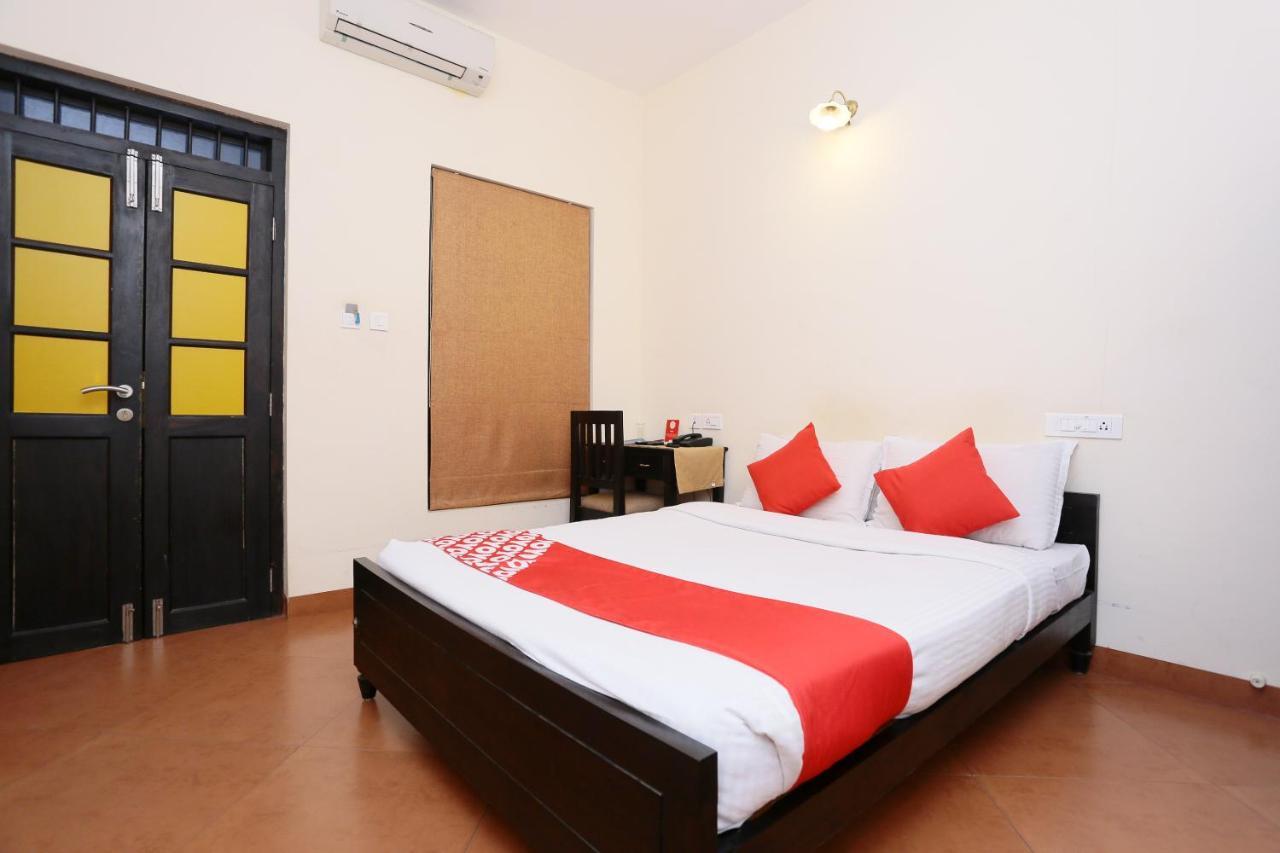 Hotel Oyo 8268 Gokul Ottupura Kochi Zewnętrze zdjęcie