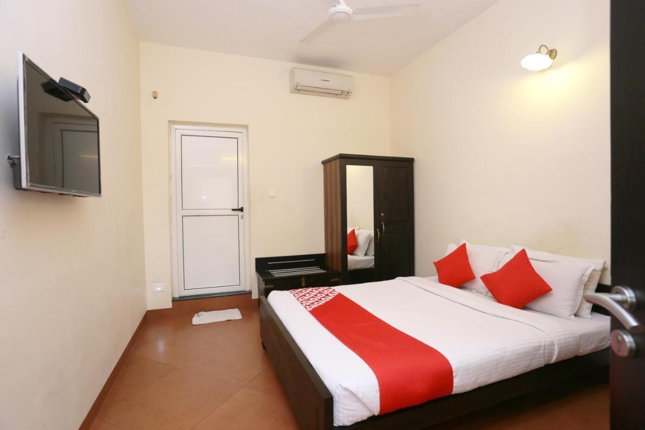 Hotel Oyo 8268 Gokul Ottupura Kochi Zewnętrze zdjęcie