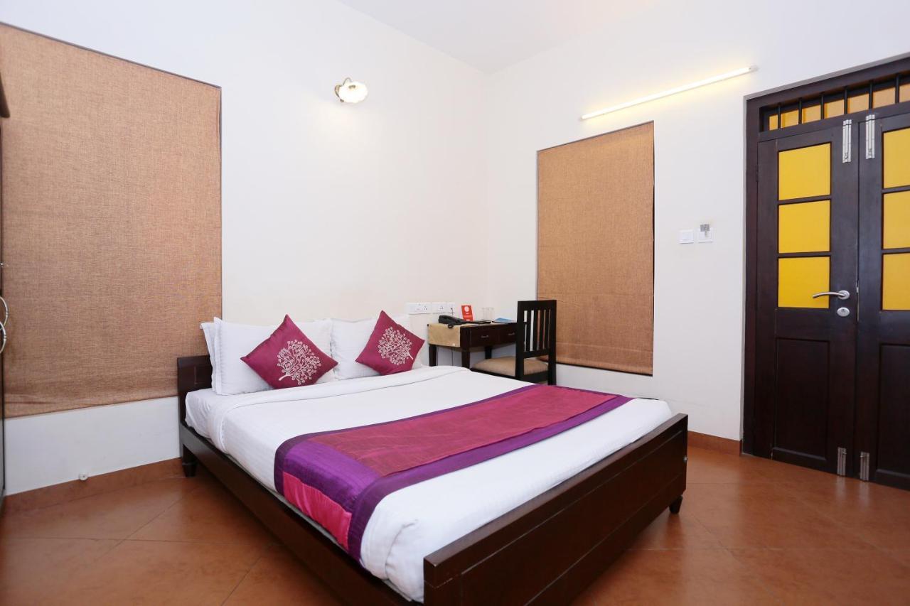 Hotel Oyo 8268 Gokul Ottupura Kochi Zewnętrze zdjęcie