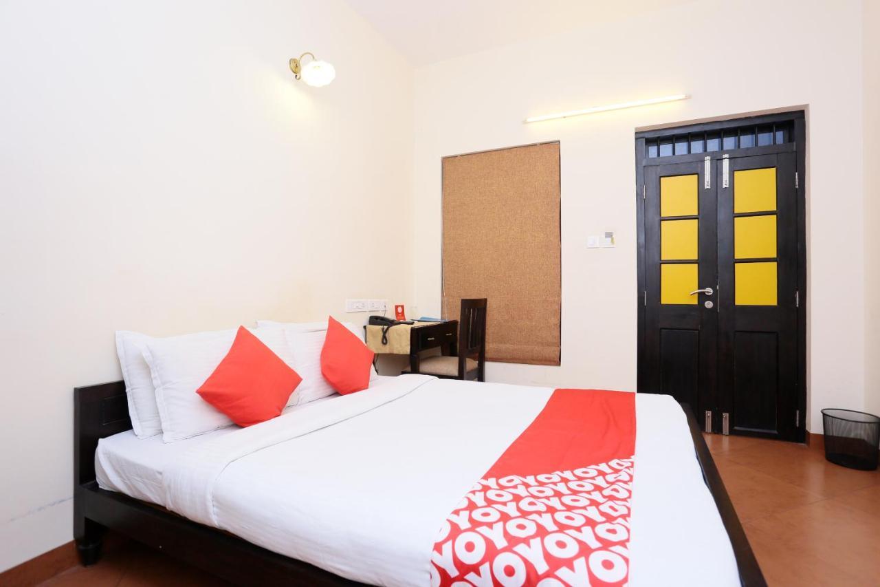 Hotel Oyo 8268 Gokul Ottupura Kochi Zewnętrze zdjęcie