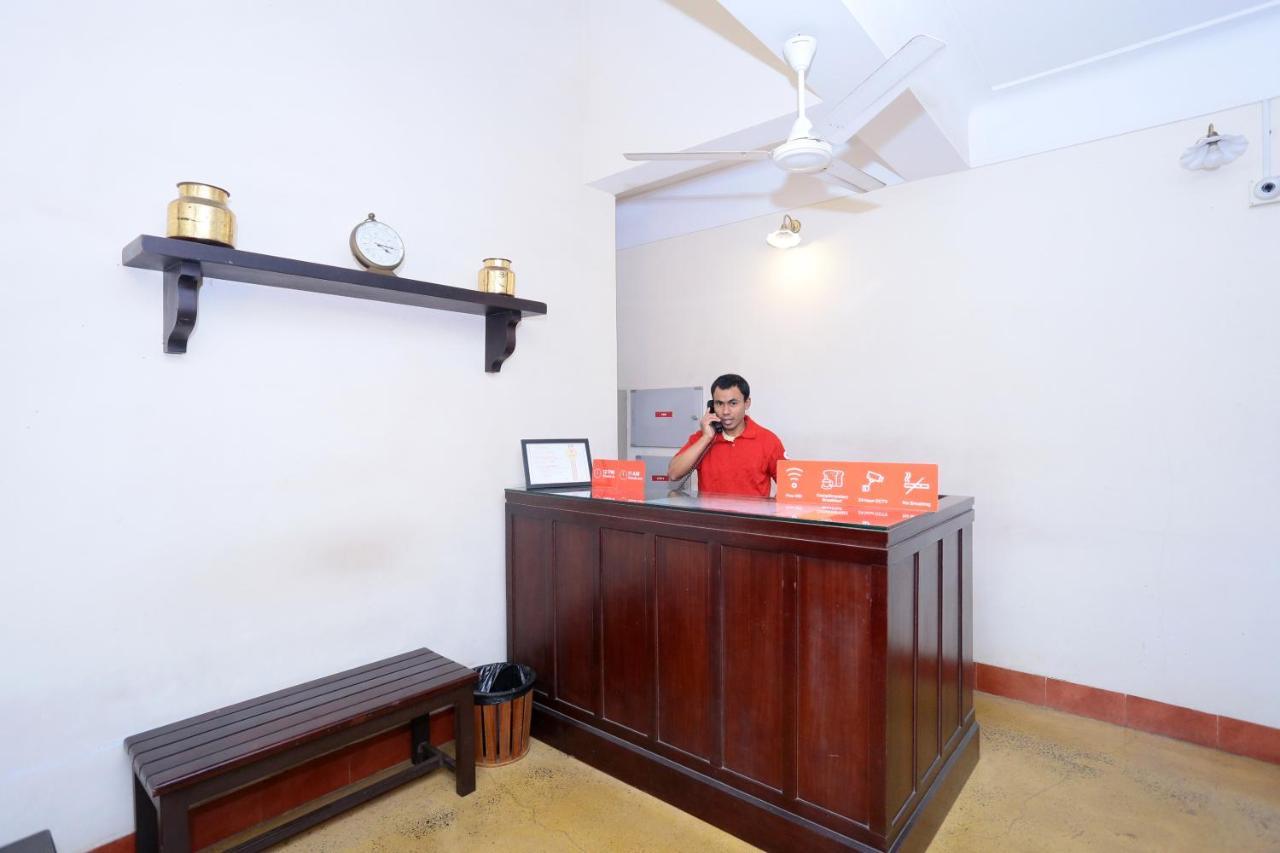 Hotel Oyo 8268 Gokul Ottupura Kochi Zewnętrze zdjęcie