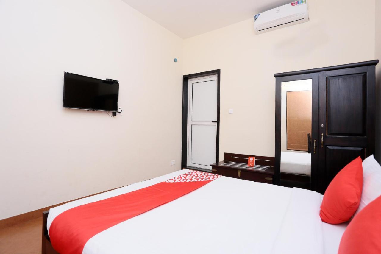 Hotel Oyo 8268 Gokul Ottupura Kochi Zewnętrze zdjęcie