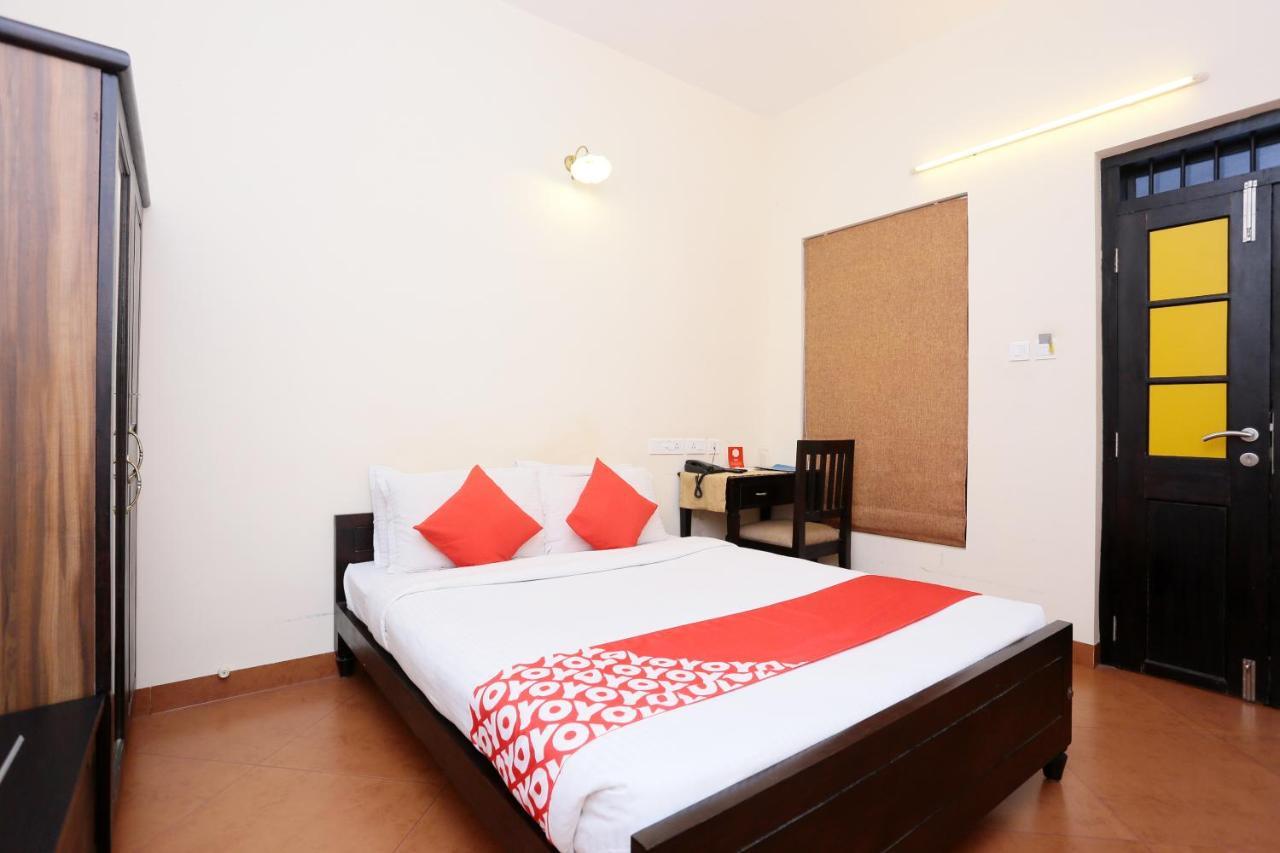 Hotel Oyo 8268 Gokul Ottupura Kochi Zewnętrze zdjęcie