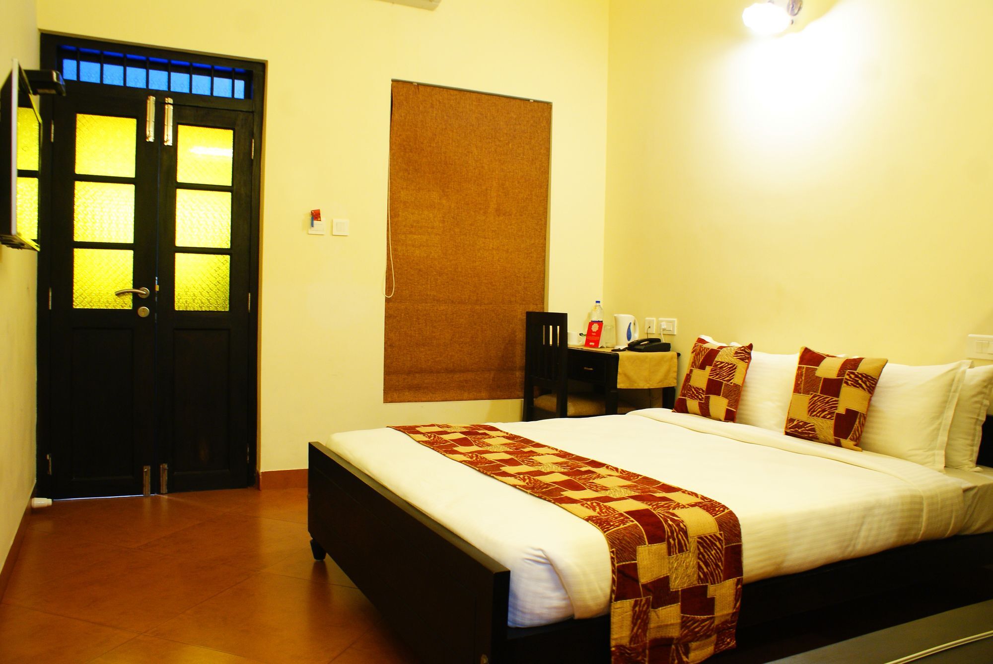 Hotel Oyo 8268 Gokul Ottupura Kochi Zewnętrze zdjęcie